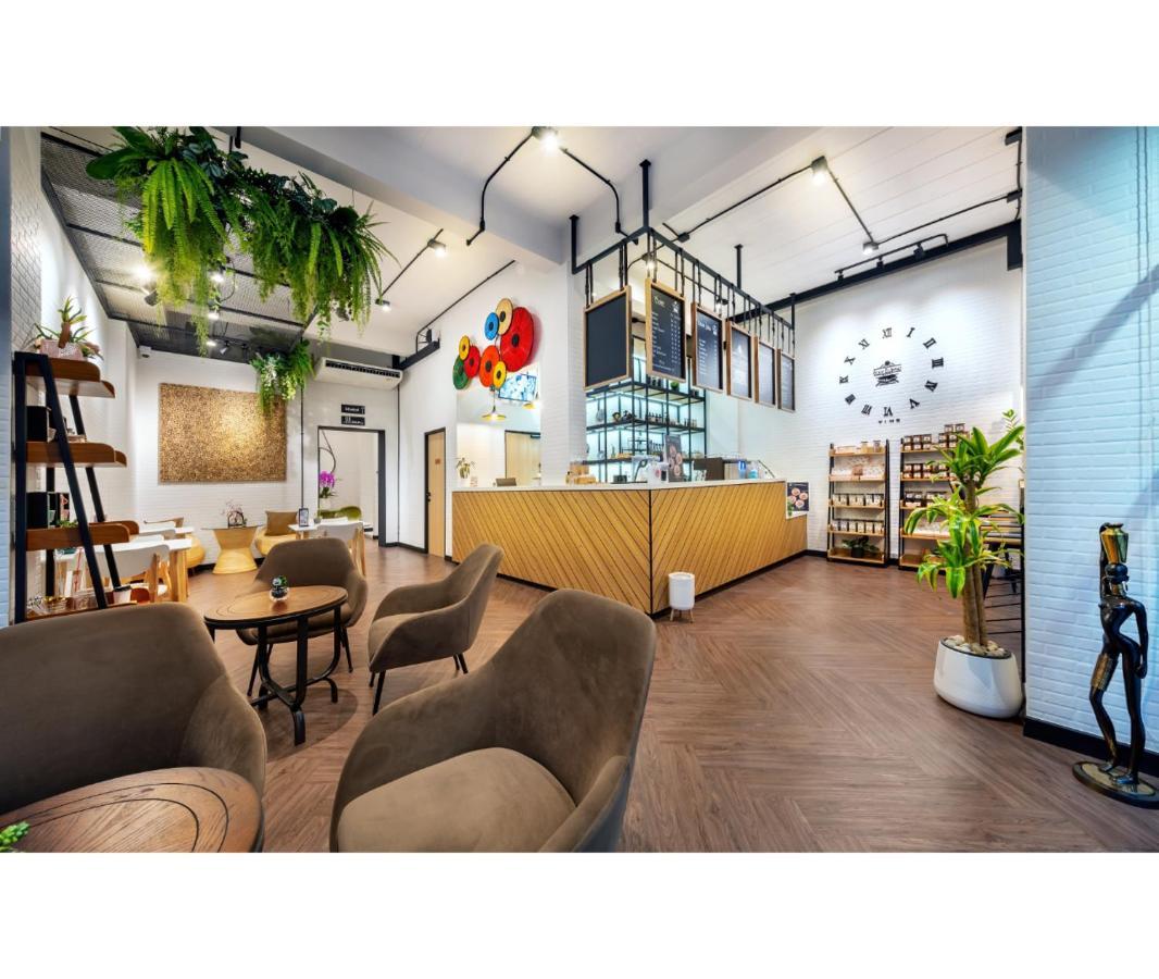 Siam Subway Hostel And Cafe กรุงเทพมหานคร ภายนอก รูปภาพ
